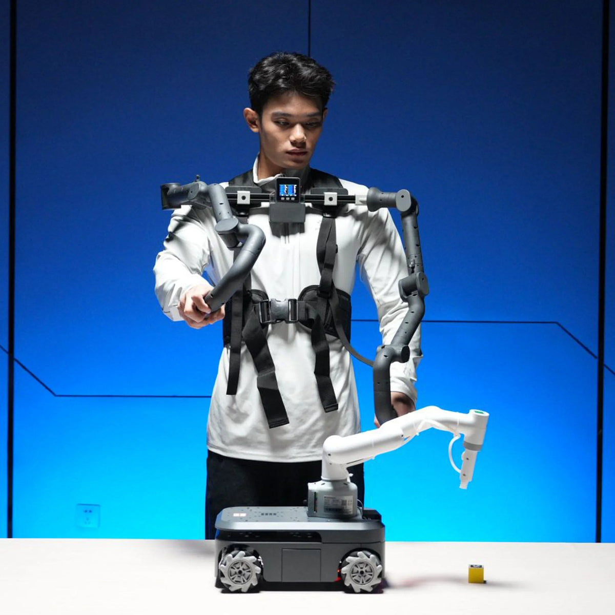 Elephant Robotics myController S570